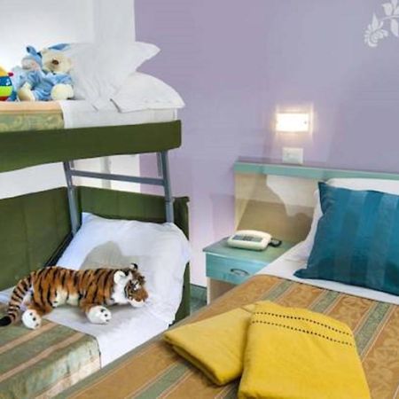 Hotel Diana 벨레지아아지마리나 외부 사진