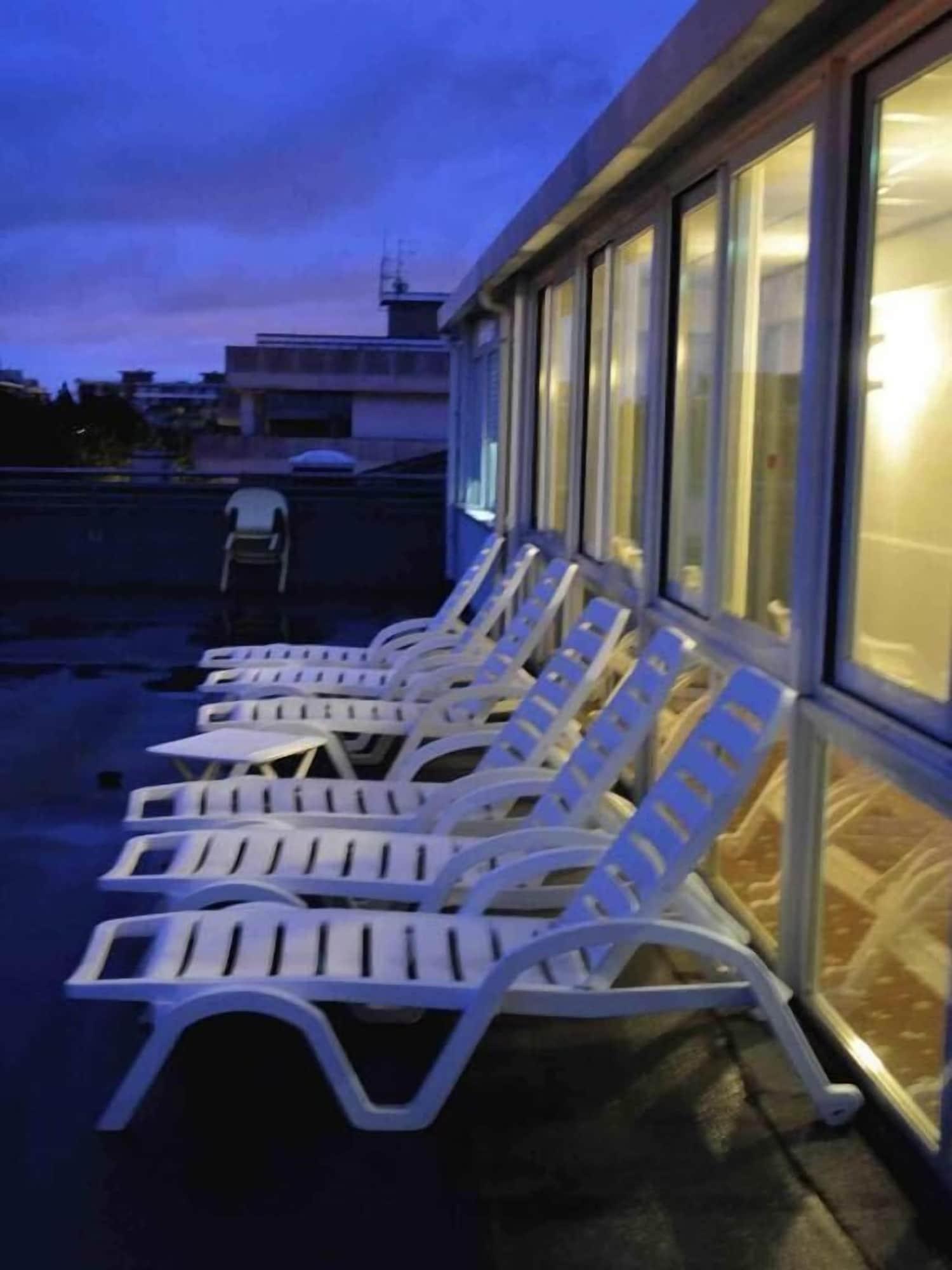 Hotel Diana 벨레지아아지마리나 외부 사진